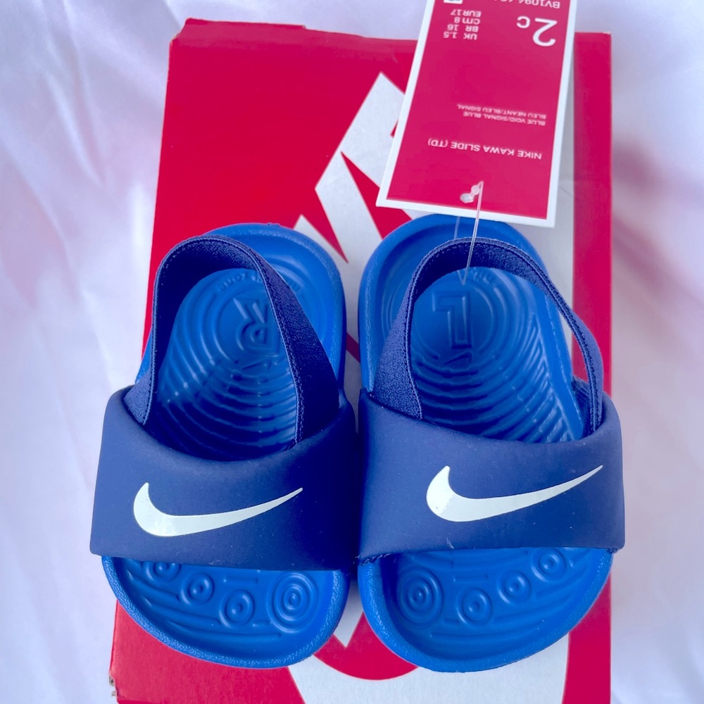 Nike Kawa slide NWT (infant)